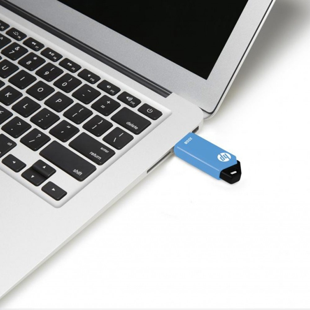 HP v150w 32GB USB 2.0 Flash Drive - Blue
